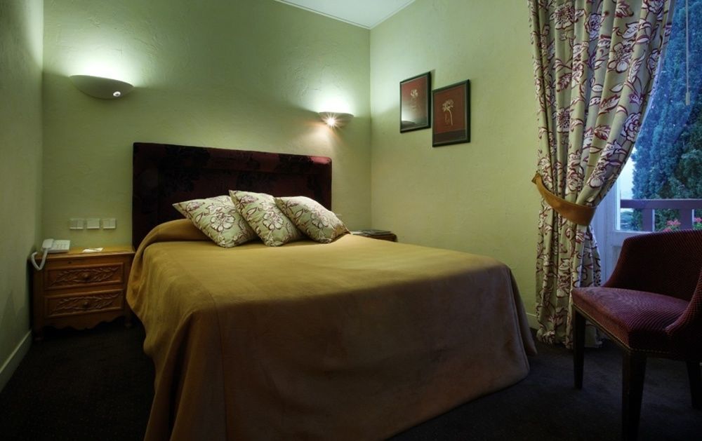 Hotel Ombremont Jean-Pierre Jacob Le Bourget-du-Lac Eksteriør billede