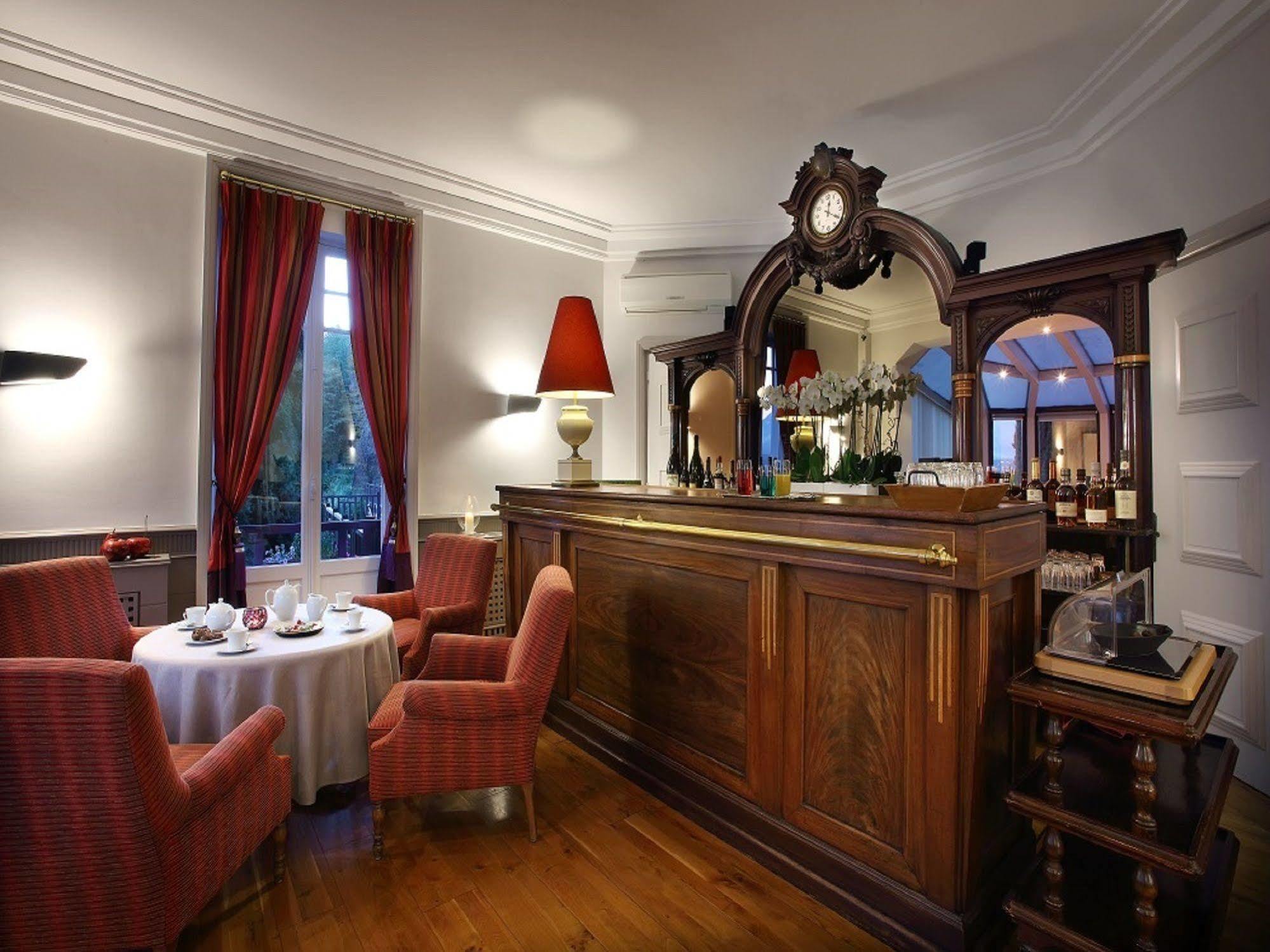 Hotel Ombremont Jean-Pierre Jacob Le Bourget-du-Lac Eksteriør billede